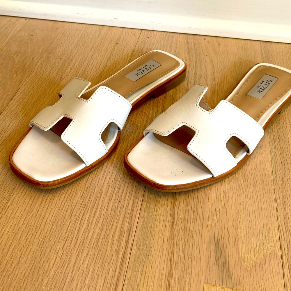 STEVEN New York White Slip On Sandals Size 7.5